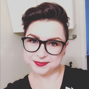 Meet your Posher, Mandy